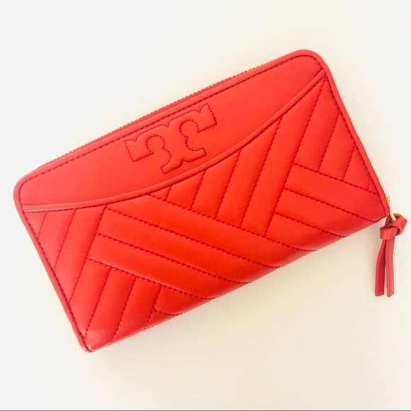 tory burch alexa wallet